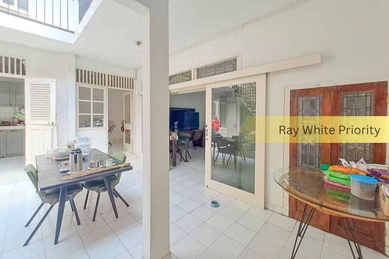 DIJUAL Rumah klasik siap huni di Kebayoran Baru - foto 3