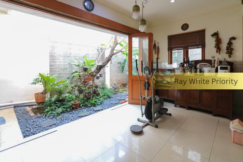 RUMAH Summarecon Kelapa Gading - foto 5