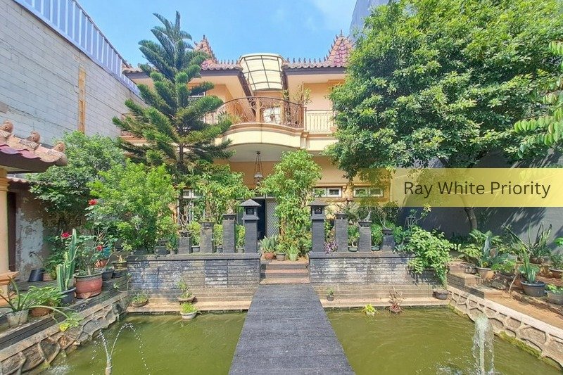 RUMAH Cantik di Pademangan, dekat Gunung Sahari