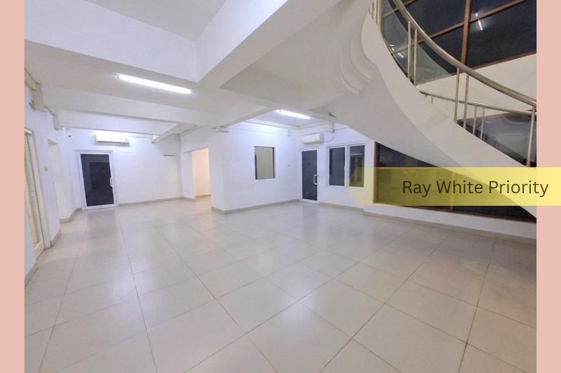 RUMAH MEWAH Kelapa Gading, Hook & Jalan Lebar - foto 7