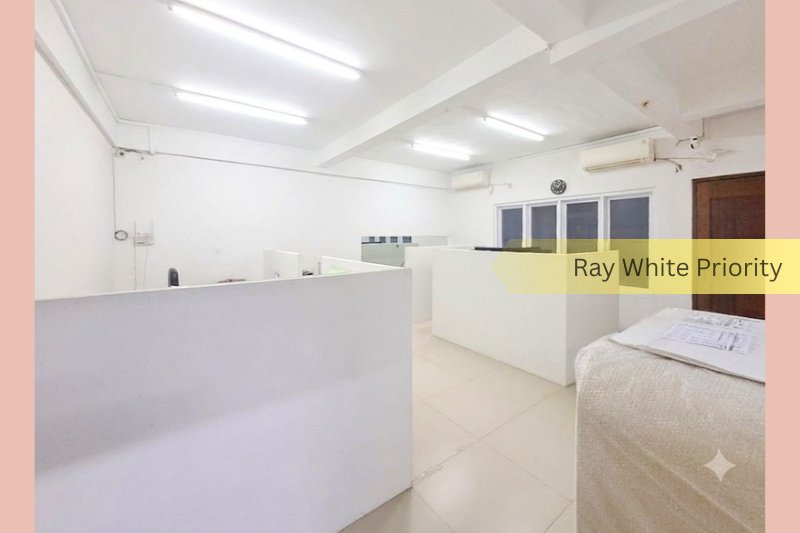 RUMAH MEWAH Kelapa Gading, Hook & Jalan Lebar - foto 8
