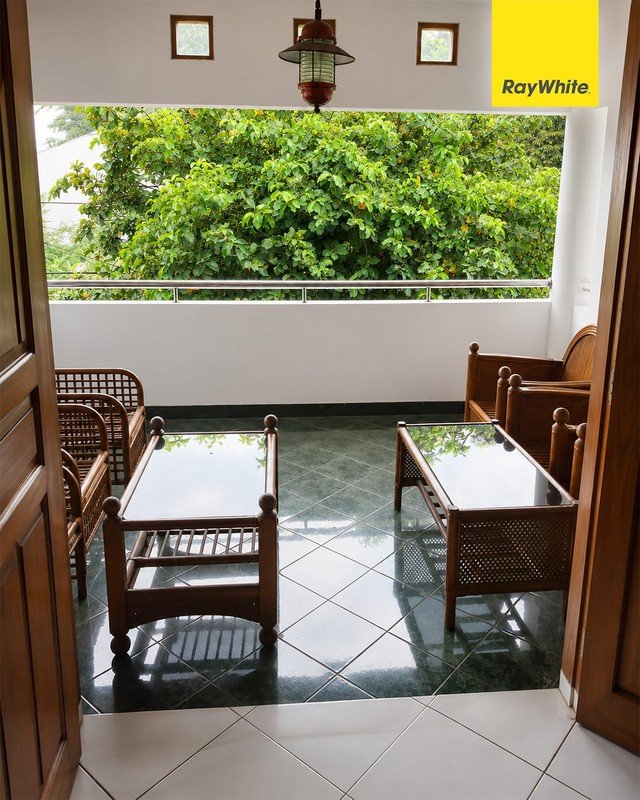 JUAL MURAH!!! Rumah Strategis, Villa Cibubur Indah - foto 9